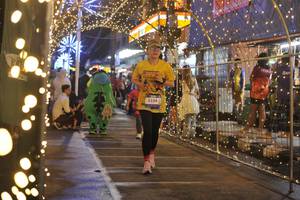 BIB: 3554
                            <button type="button" onclick="openModal(26220313)" class="btn btn-primary btn-sm float-right btn-popup" data-toggle="modal" data-target=".modal-high-quality">
                        <i class="fas fa-shopping-cart"></i> Add to Cart
                    </button>
                                            <button type="button" onclick="isThisMe(26220313, true)" class="btn btn-success btn-sm float-right btn-popup btn-isme hidden" data-toggle="tooltip" data-placement="bottom" title="นี่คือรูปของคุณใช่ไหม คลิกที่นี่เพื่อเอาเข้าอัลบั้ม">
                        <i class="fas fa-plus"></i> Add to album
                    </button>
                    <button type="button" onclick="isThisMe(26220313, false)" class="btn btn-warning btn-sm float-right btn-popup btn-isnotme hidden">
                        <i class="fas fa-ban"></i> Remove from album
                    </button>